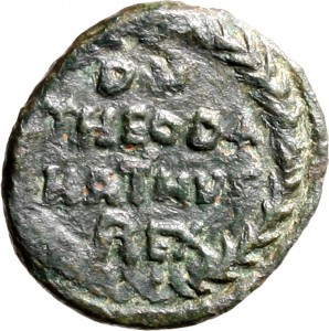 1799R Quarto di follis da 10 nummi 534-536 Iscrizione entro corona di alloro Roma Bronzo